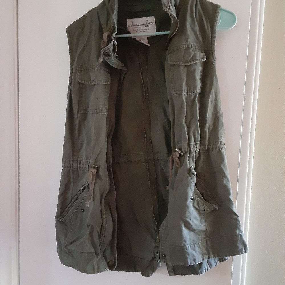 American rag vest